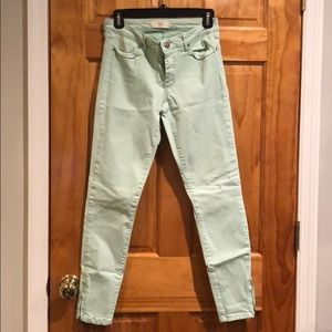 Pastel cropped  Zara pant with zipper on ankle